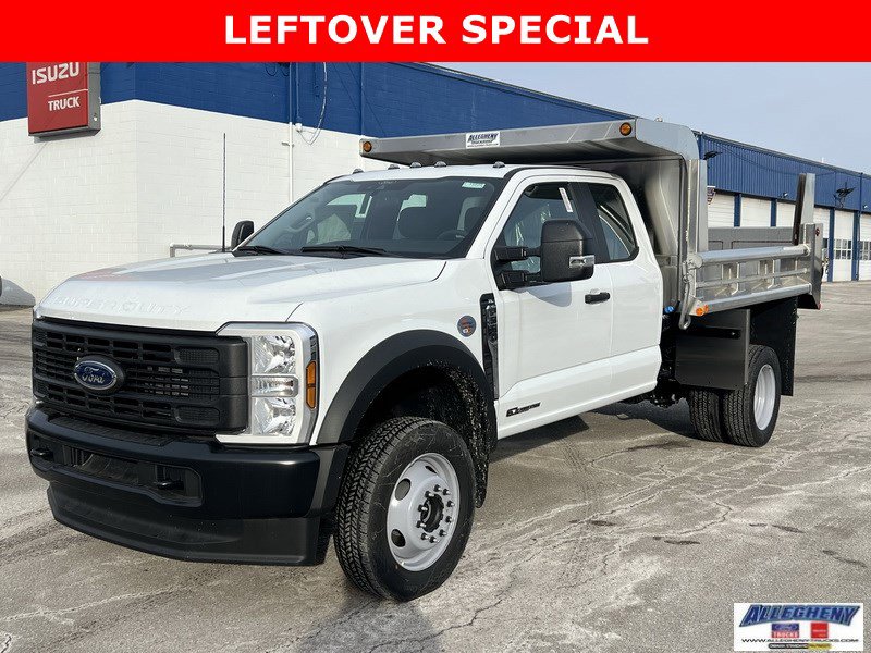 2024 Ford F-550 Super Duty Chassis Cab XL's photo