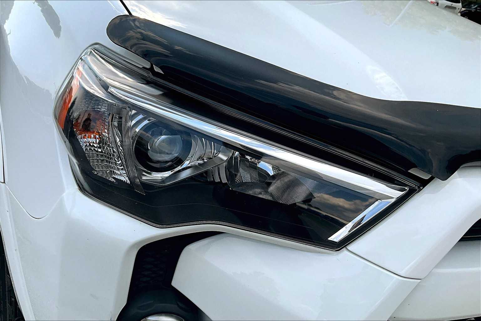 2021 Toyota 4Runner SR5 Premium photo 26