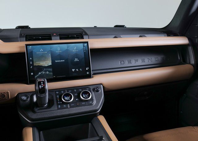 2025 Land Rover Defender 110 X-Dynamic SE photo 15