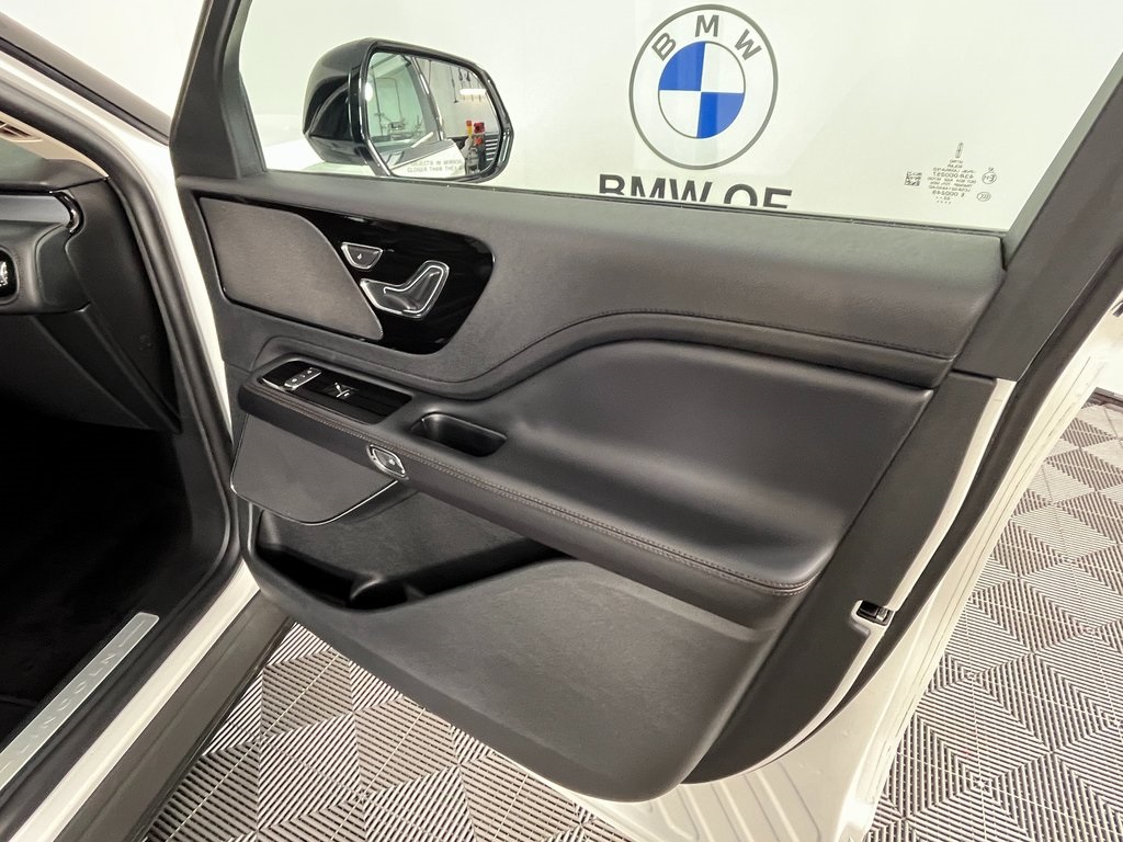 2023 Lincoln Aviator Standard photo 24