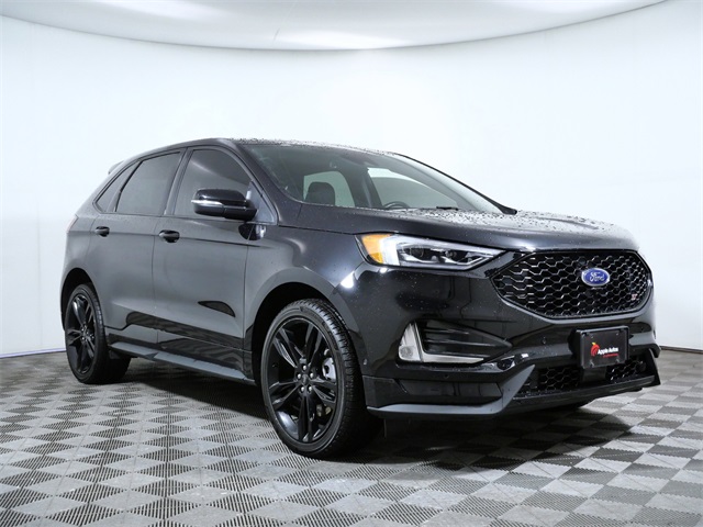 2024 Ford Edge ST's photo
