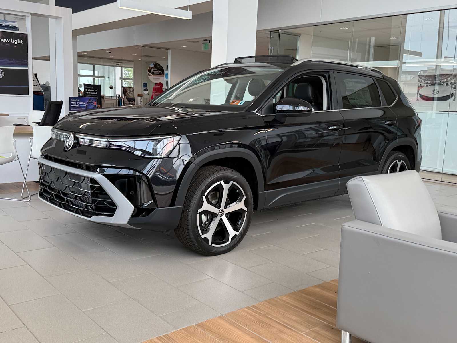 2025 Volkswagen Taos SEL