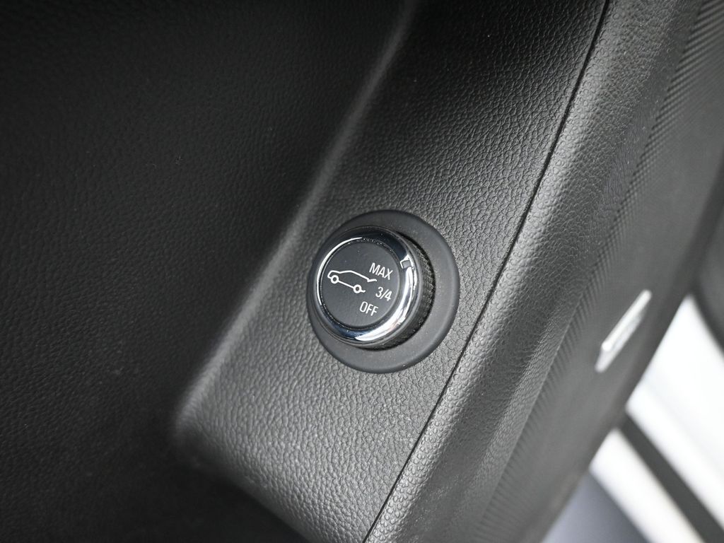 2023 Chevrolet Traverse High Country photo 35