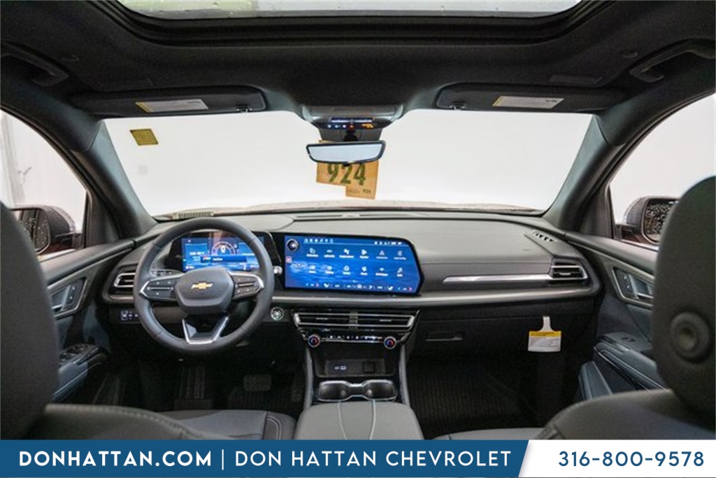 2026 Chevrolet Traverse photo 3