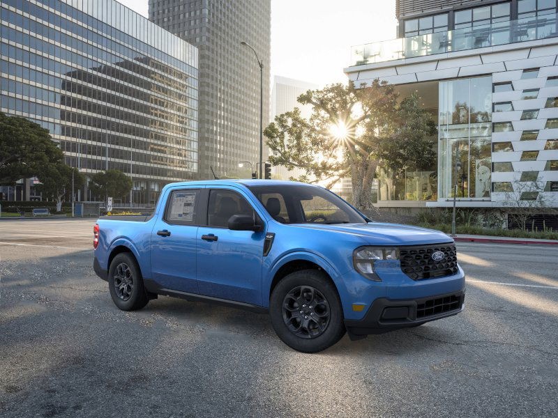 2025 Ford Maverick XLT photo 3
