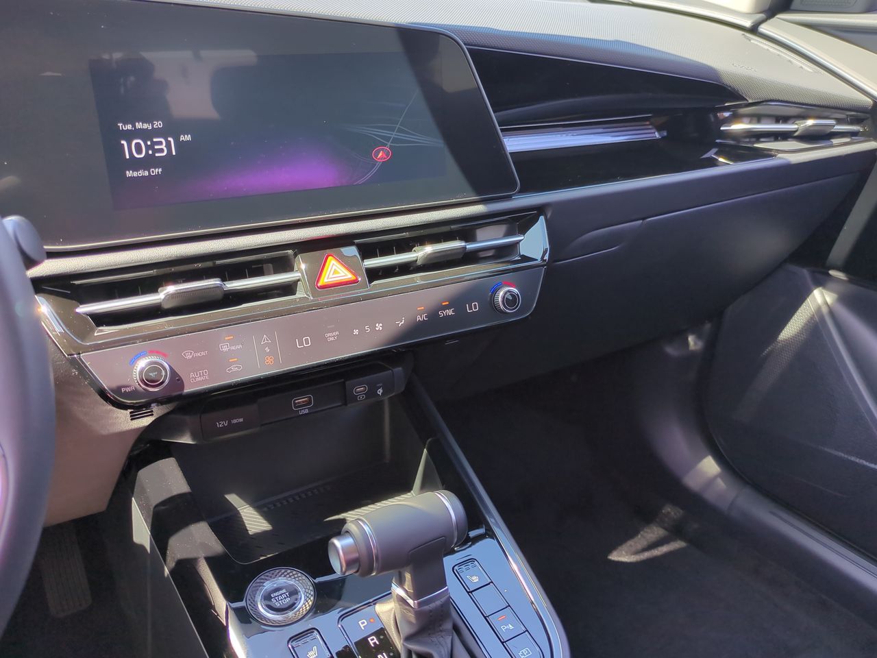 2025 Kia Niro EX photo 11