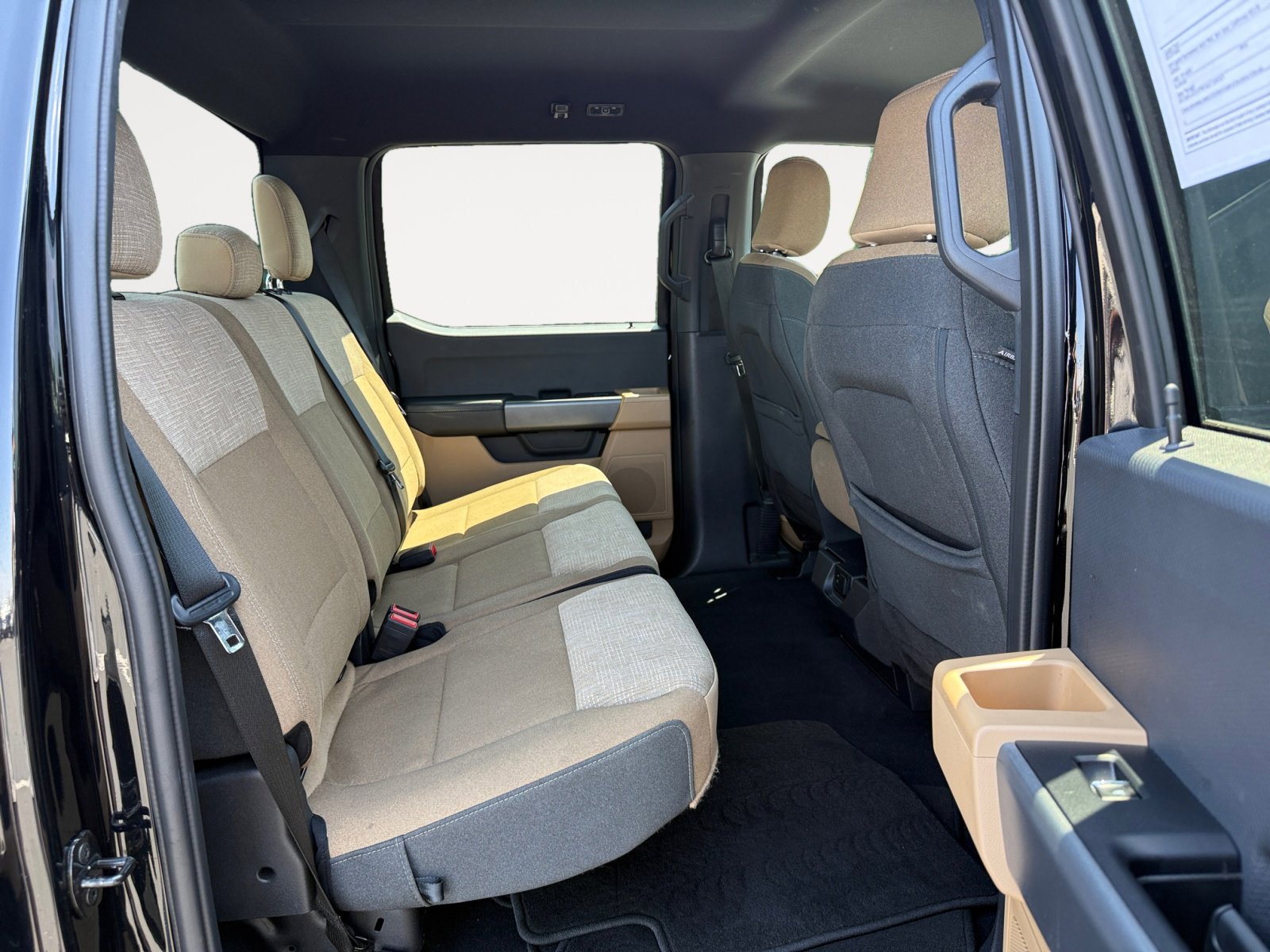 2023 Ford F-150 XLT photo 17