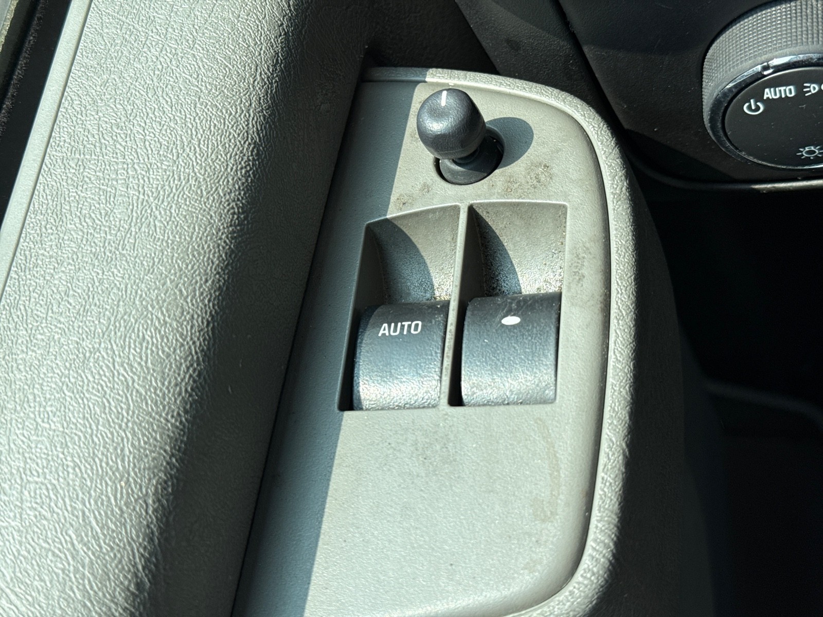 2020 Chevrolet Express 2500 Cargo Work Van photo 19