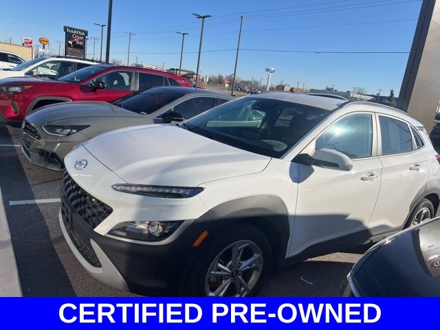 2023 Hyundai Kona SEL photo 3