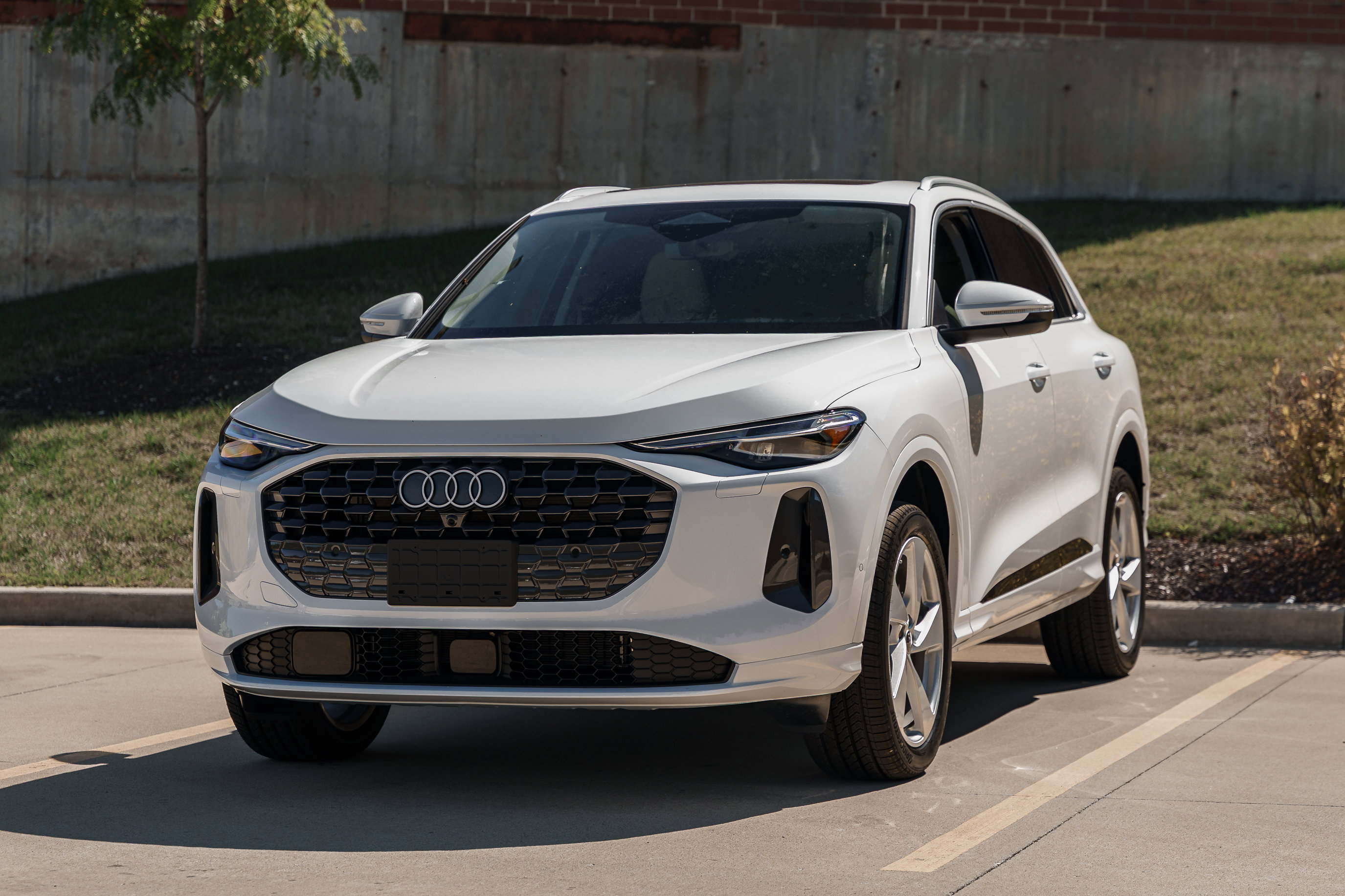 2025 Audi Q5 Premium Plus photo 7