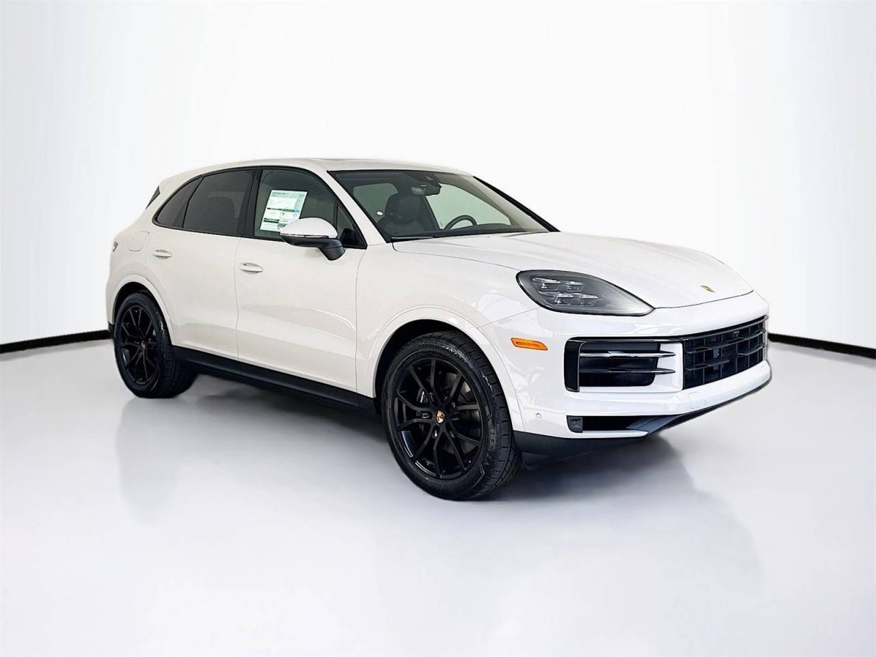 2026 Porsche Cayenne photo 4