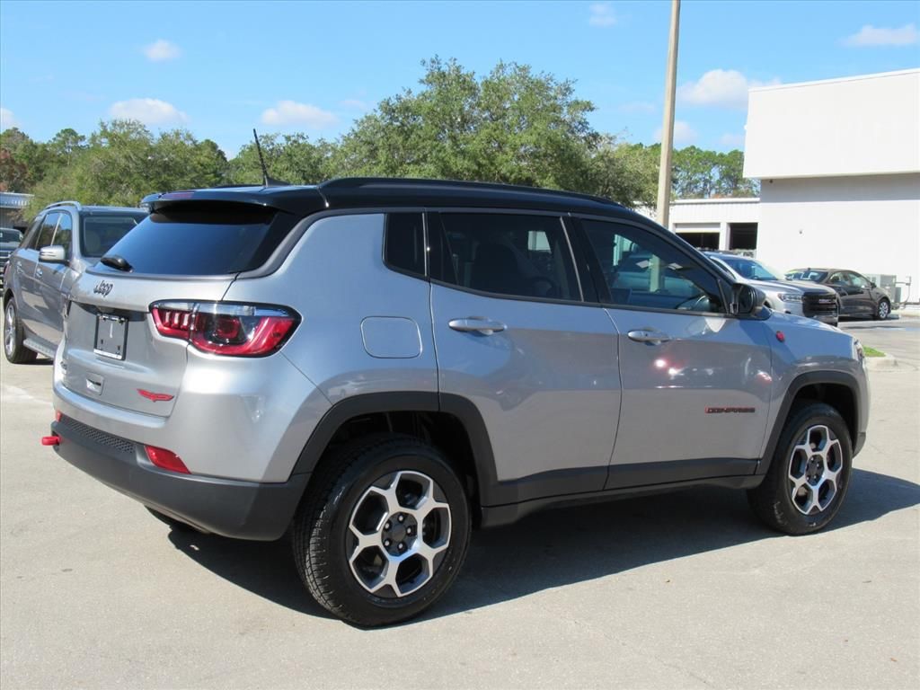 2022 Jeep Compass Trailhawk photo 3