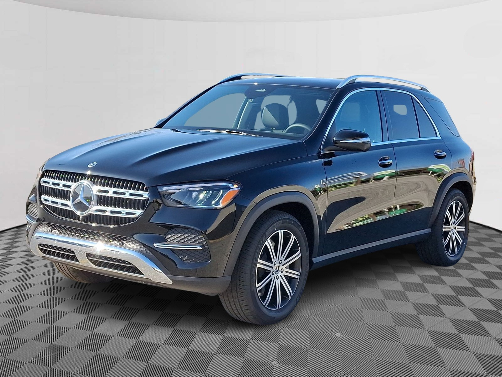 2025 Mercedes Benz GLE 350 4MATIC photo 2