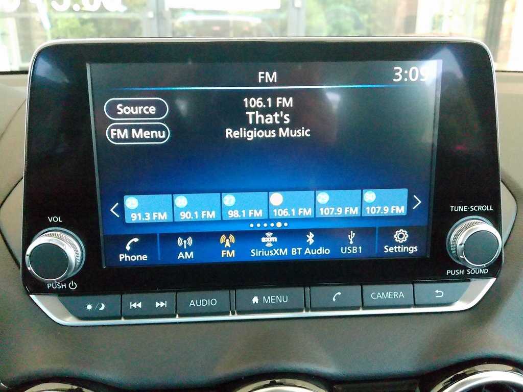 2025 Nissan Sentra SV photo 33