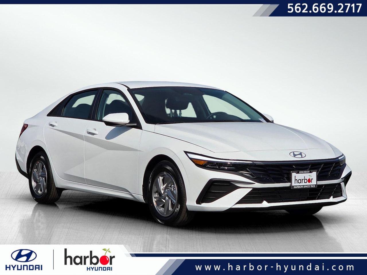 2026 Hyundai Elantra SE's photo