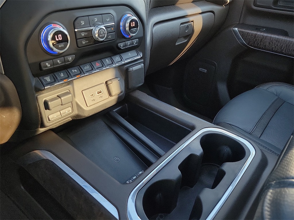 2022 Gmc Sierra 3500 HD Denali photo 23