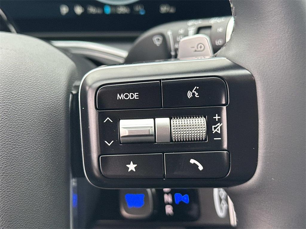 2026 Hyundai Ioniq SEL photo 19