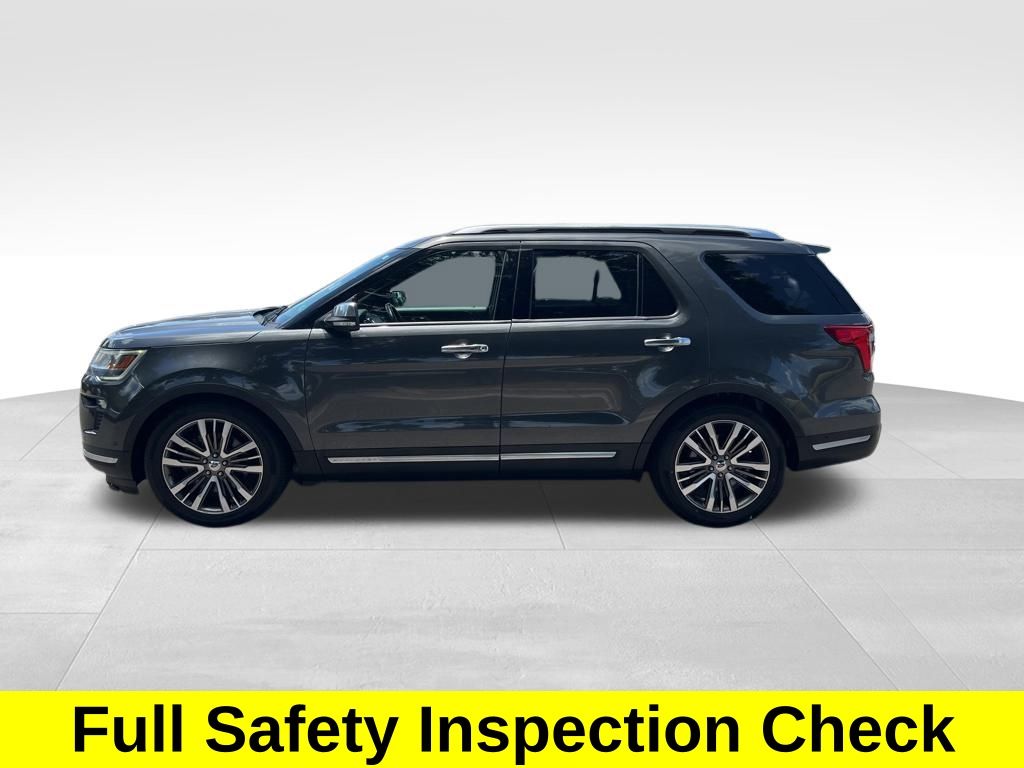 2019 Ford Explorer Platinum photo 2