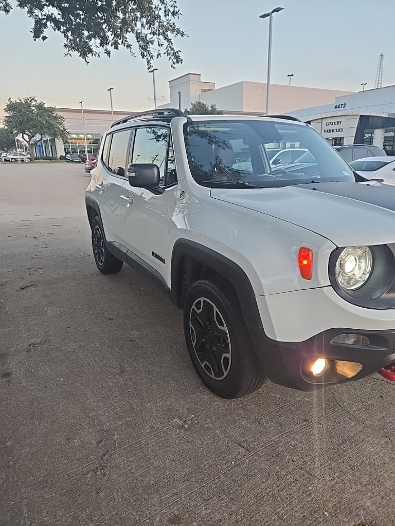 2017 Jeep Renegade Trailhawk