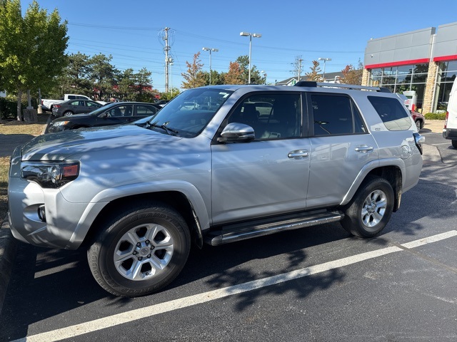 2020 Toyota 4Runner SR5 Premium photo 3