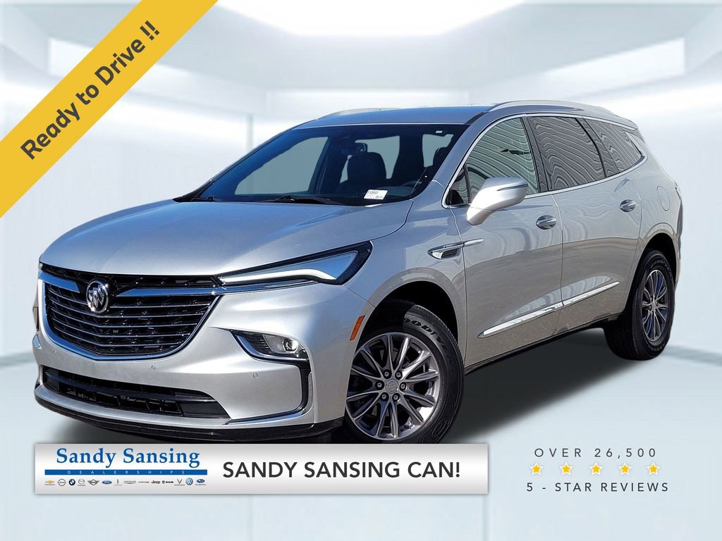 2022 Buick Enclave Essence's photo