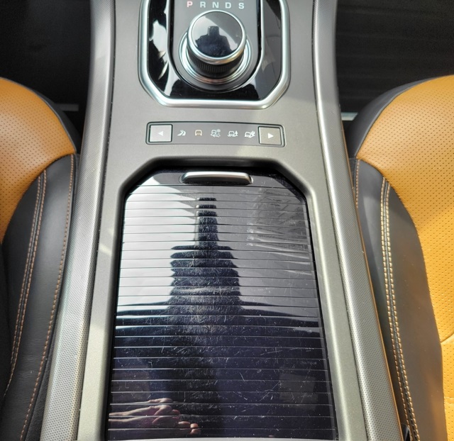 2018 Land Rover Range Rover Evoque HSE Dynamic photo 31