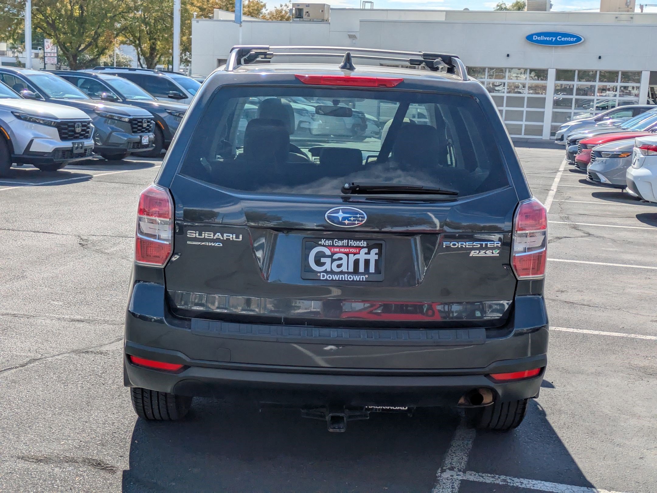 2016 Subaru Forester 2.5i Premium photo 4