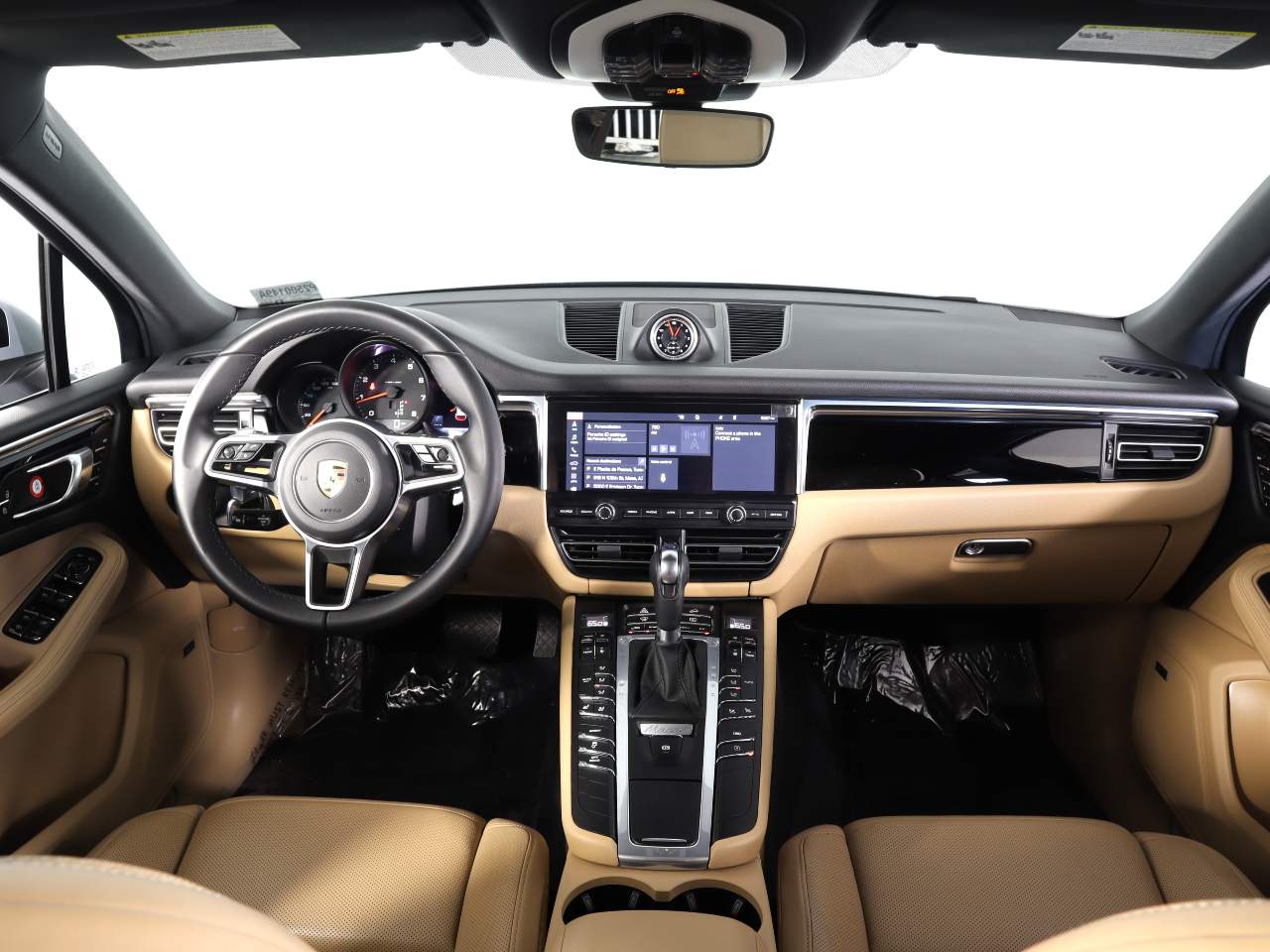2021 Porsche Macan Base photo 13