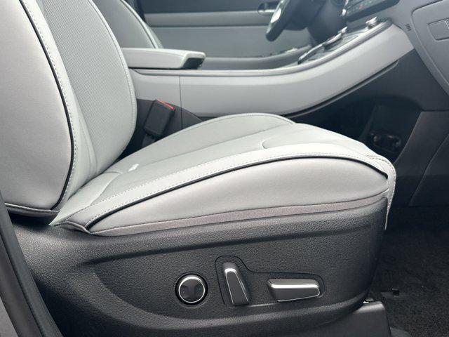 2025 Hyundai Palisade SEL photo 12