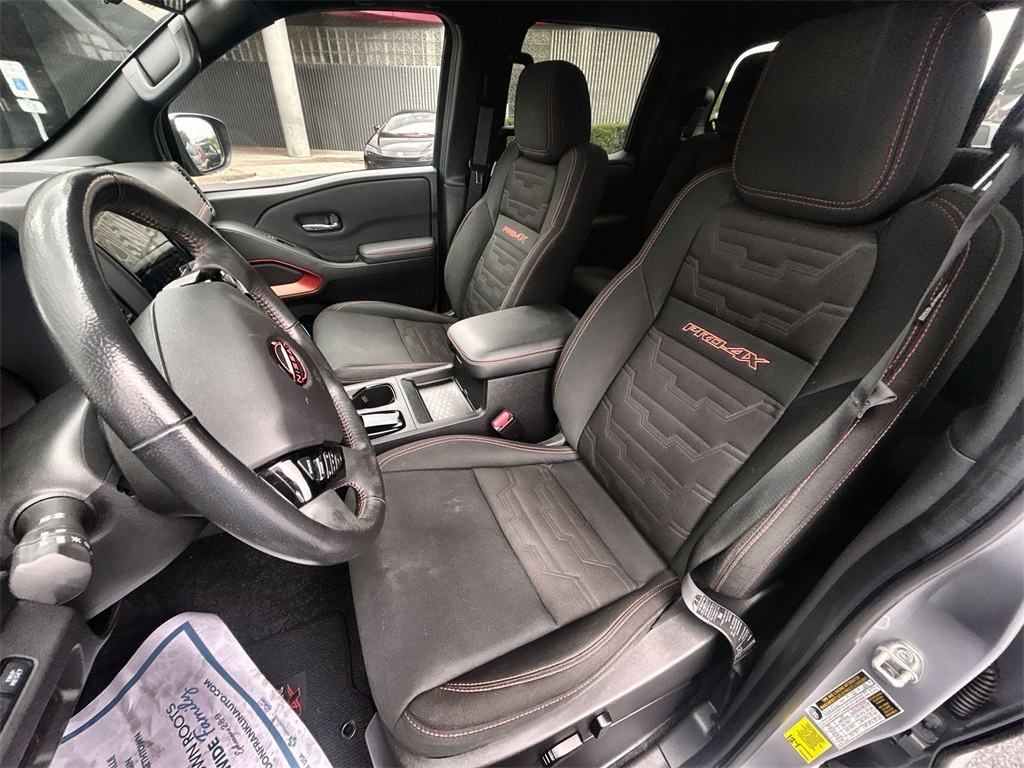 2022 Nissan Frontier PRO-4X photo 17