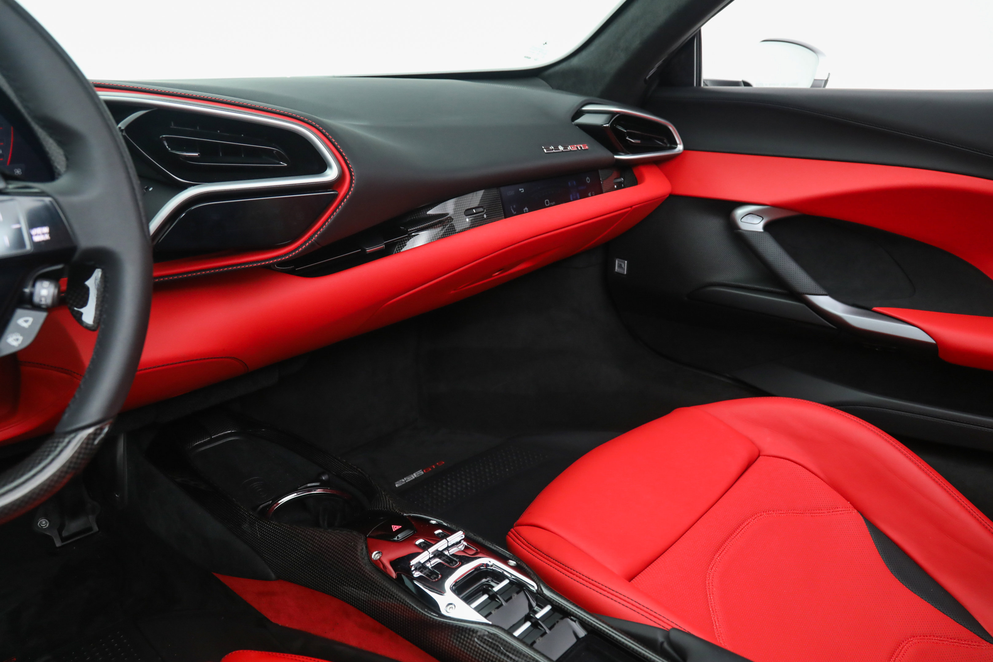2024 Ferrari 296 GTS photo 32