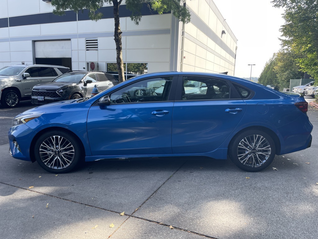 2022 Kia Forte GT-Line photo 7