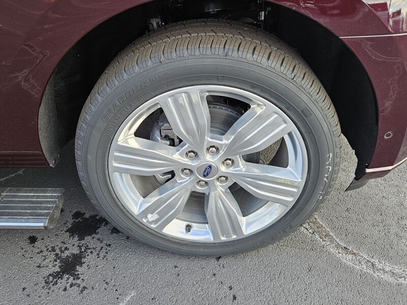 2024 Ford Expedition Platinum MAX photo 14