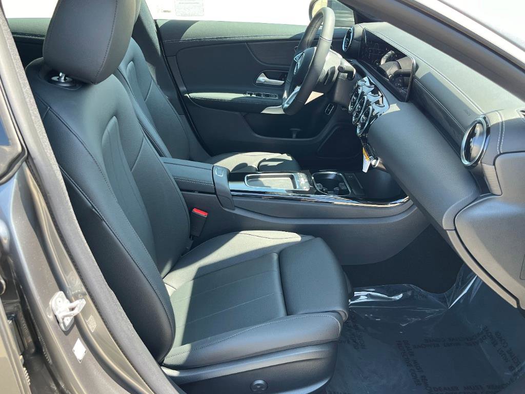 2026 Mercedes Benz CLA 250 photo 14