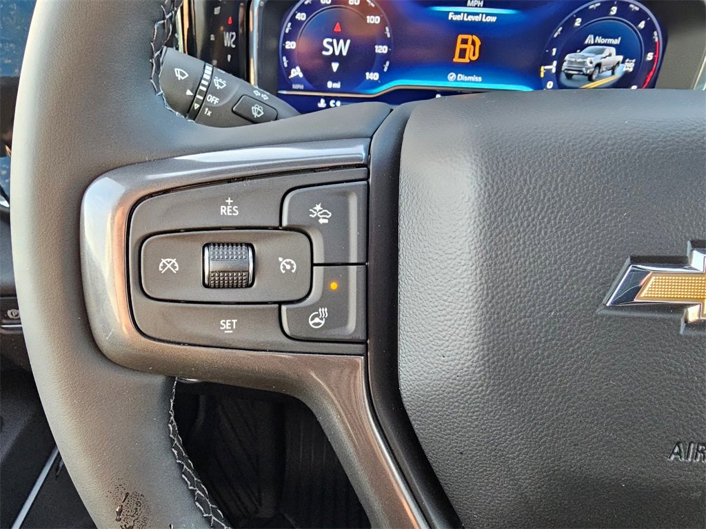 2025 Chevrolet Silverado 3500HD High Country photo 6