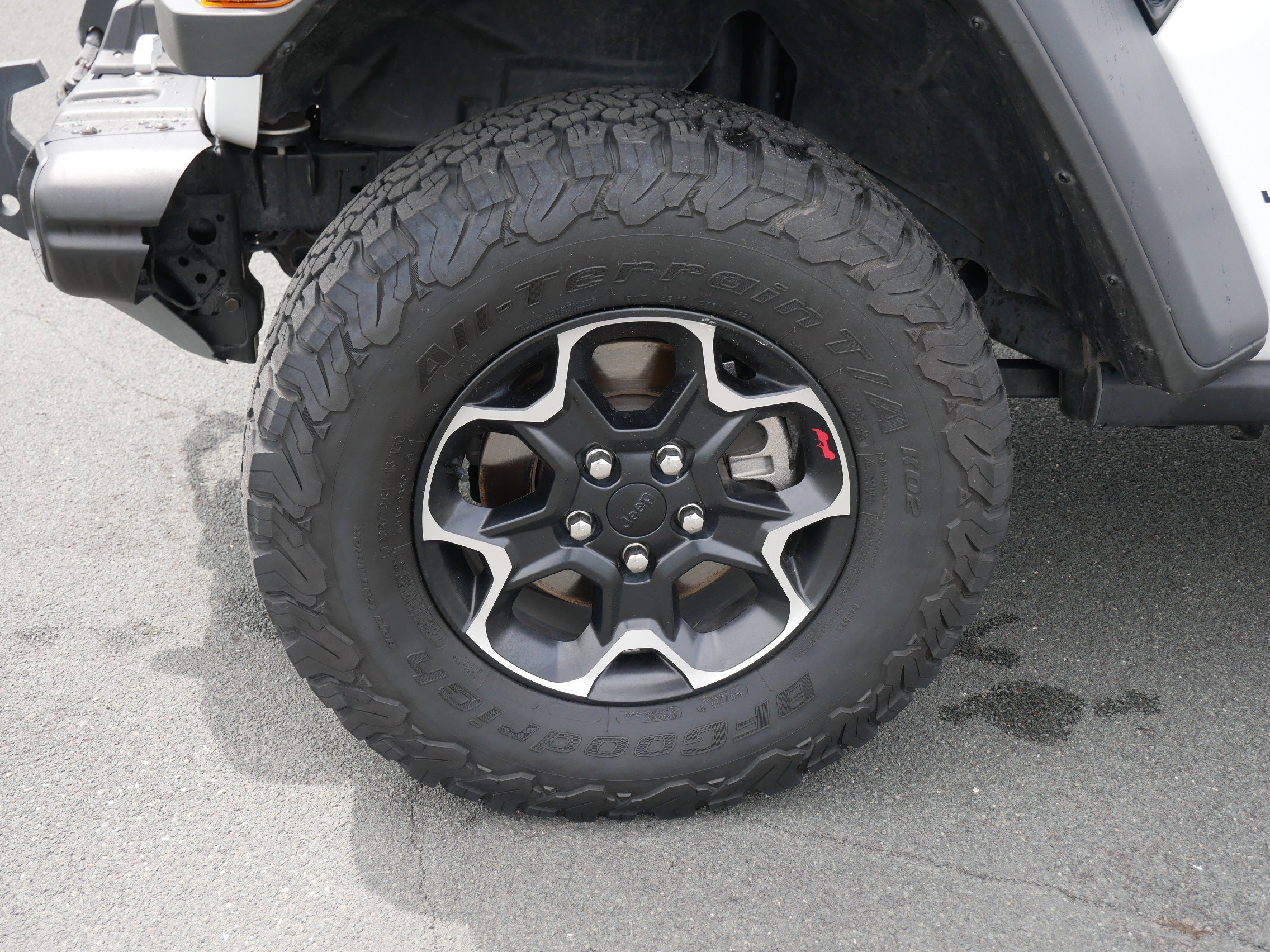 2023 Jeep Wrangler Rubicon photo 9