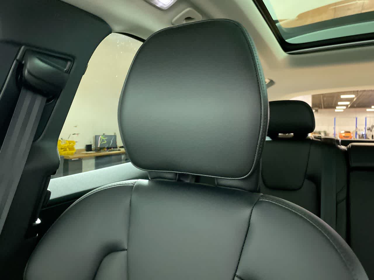 2024 Volvo XC60 Core photo 31