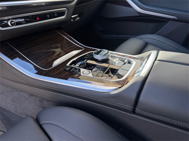 2026 Bmw X5 xDrive50e photo 17