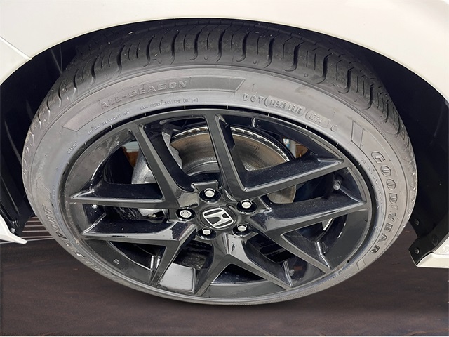 2026 Honda Civic Hatchback Sport photo 8