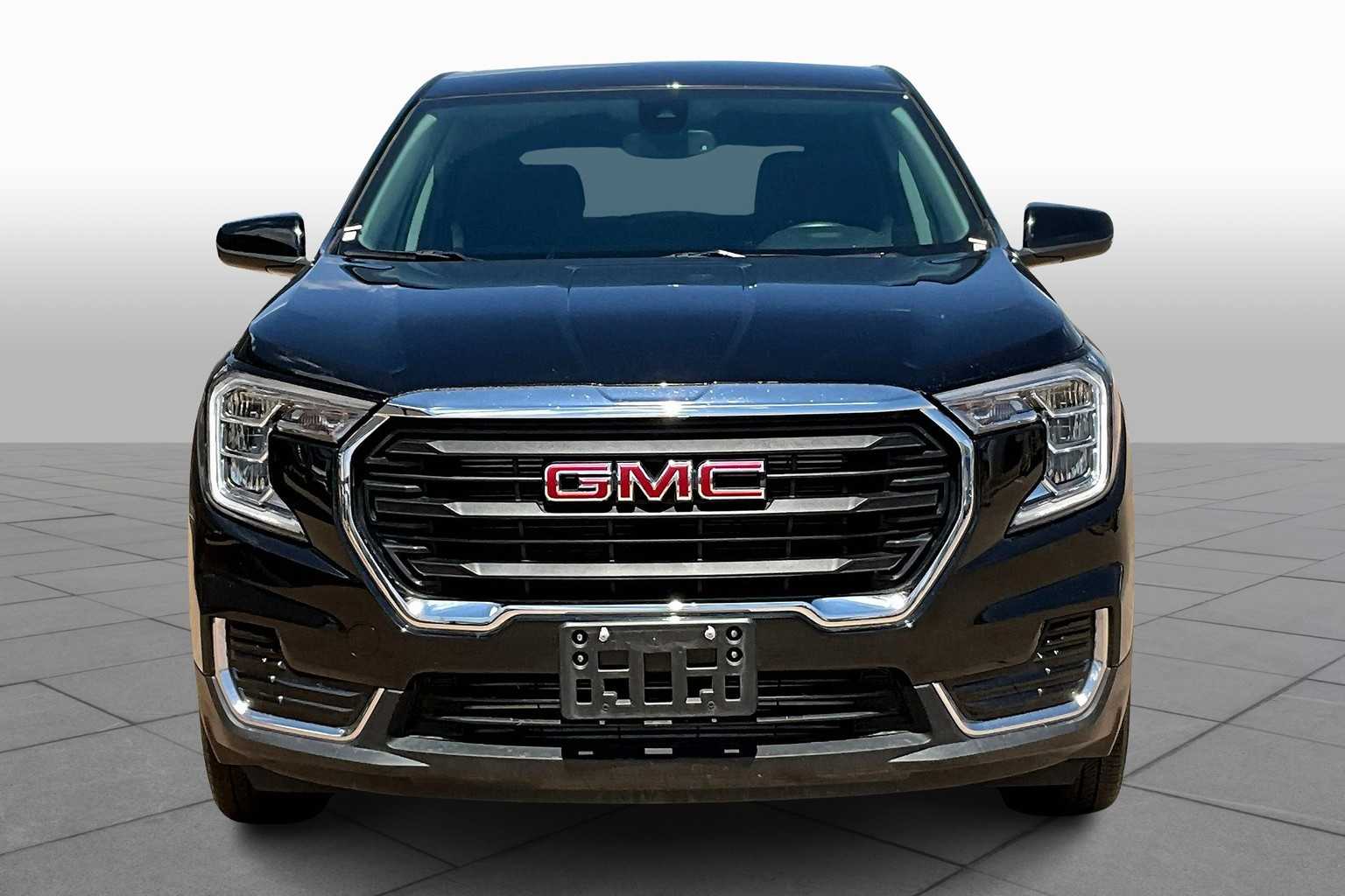 2024 Gmc Terrain SLE photo 2