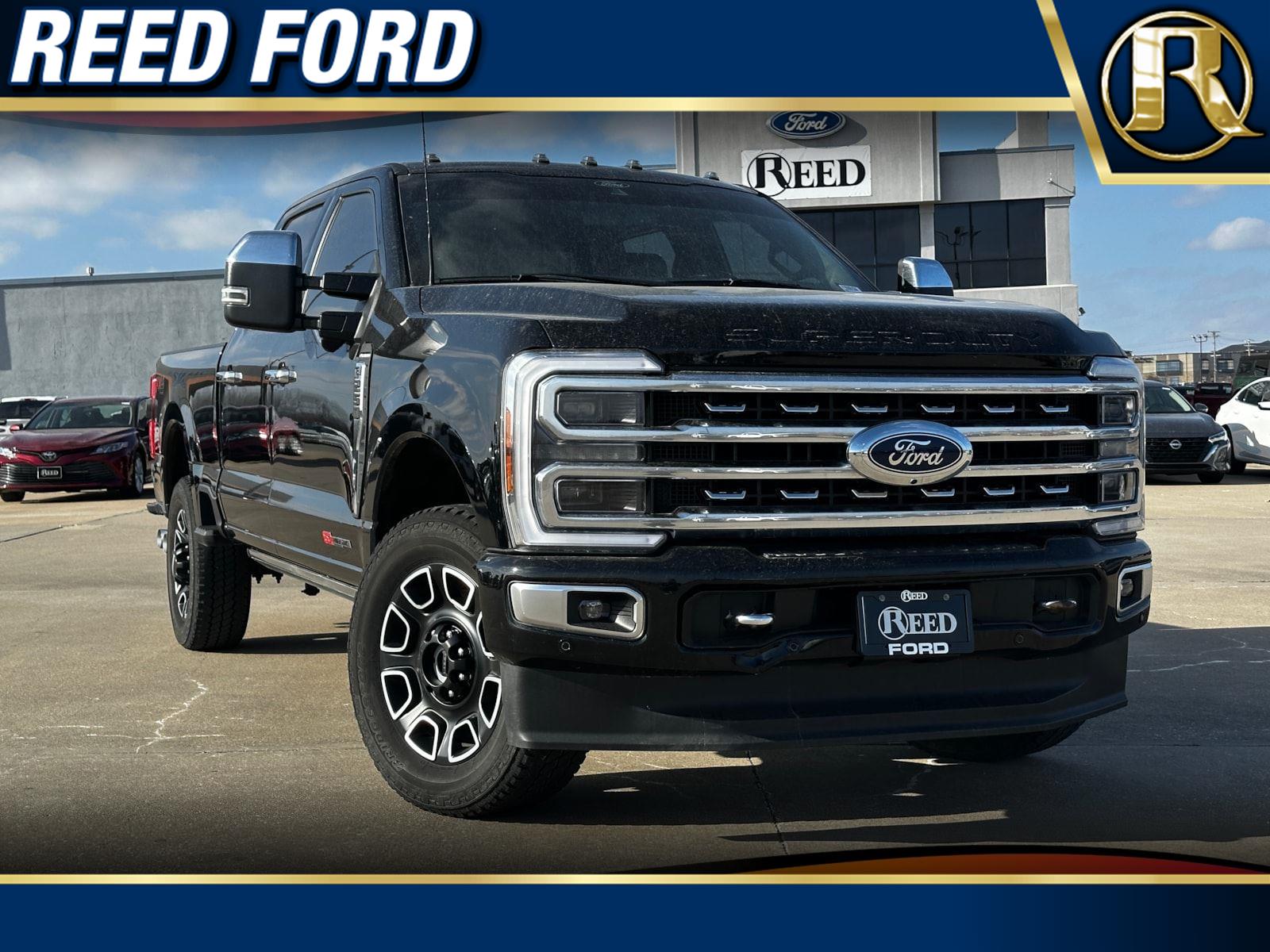 2024 Ford F-250 Super Duty Platinum's photo