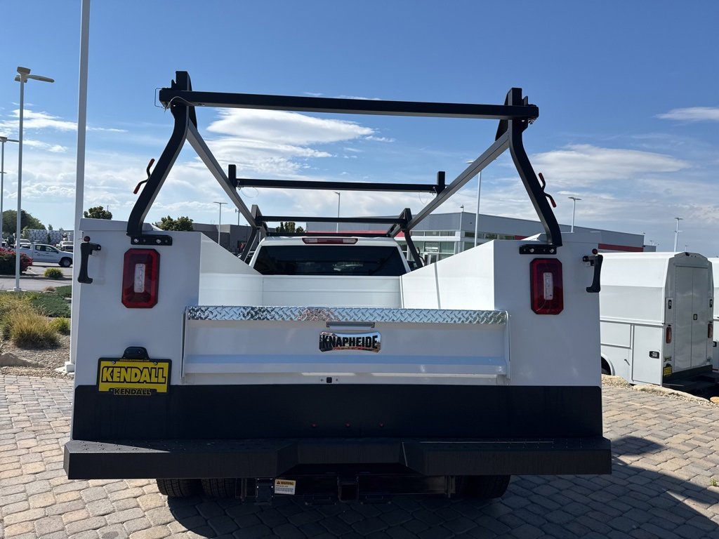 2024 Chevrolet Silverado 3500HD Work Truck photo 4