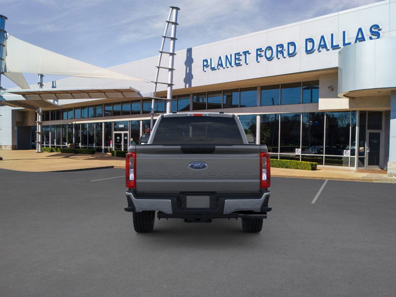 2025 Ford F-250 XLT photo 5