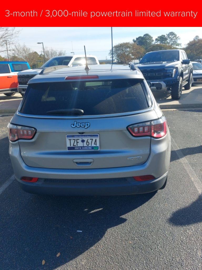 2019 Jeep Compass Latitude photo 3
