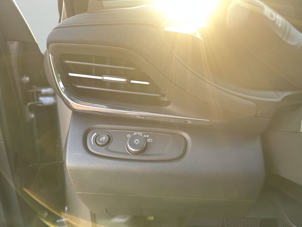 2025 Buick Envista Preferred photo 25