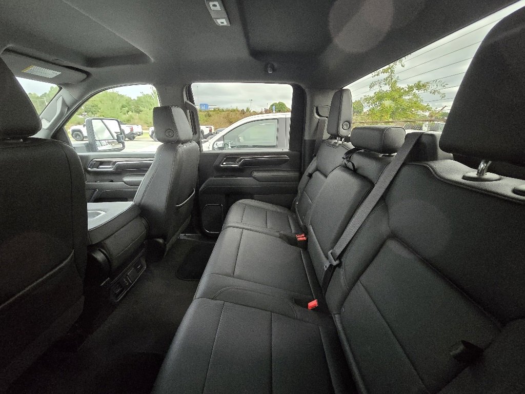 2024 Chevrolet Silverado 2500HD LTZ photo 4