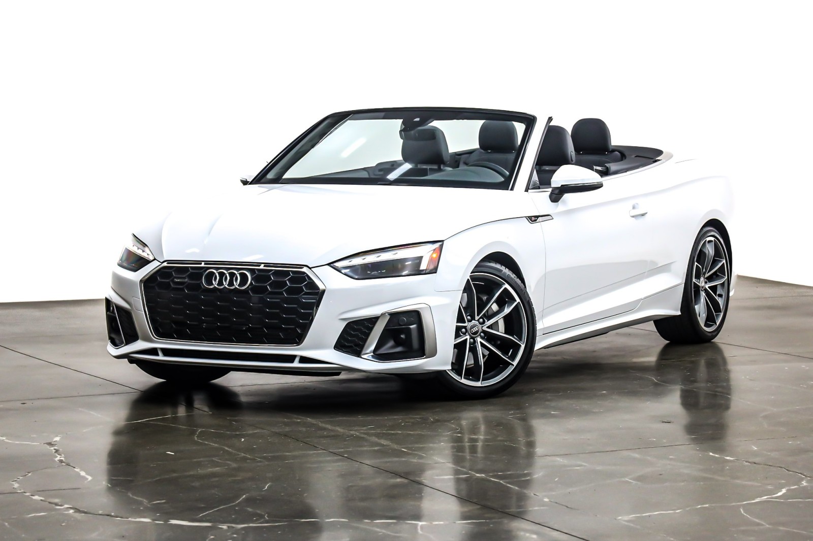 2024 Audi A5 Cabriolet Premium Plus's photo