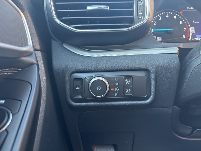 2020 Ford Explorer XLT photo 18