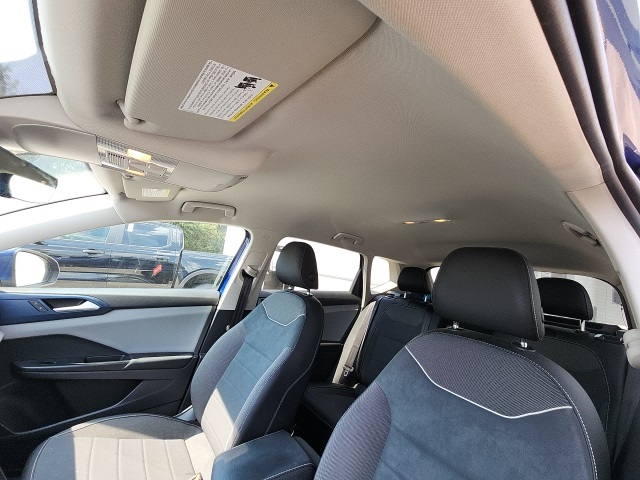 2023 Volkswagen Taos SE photo 19