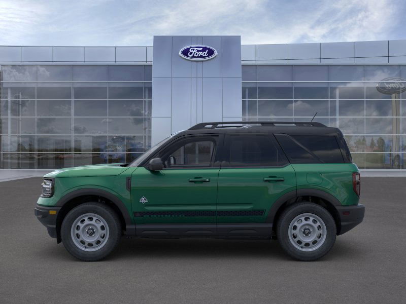2024 Ford Bronco Sport Outer Banks photo 3